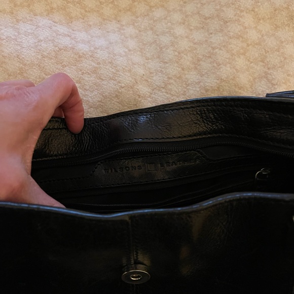 Vintage Wilson’s leather shoulder purse 👜 - Picture 2 of 10